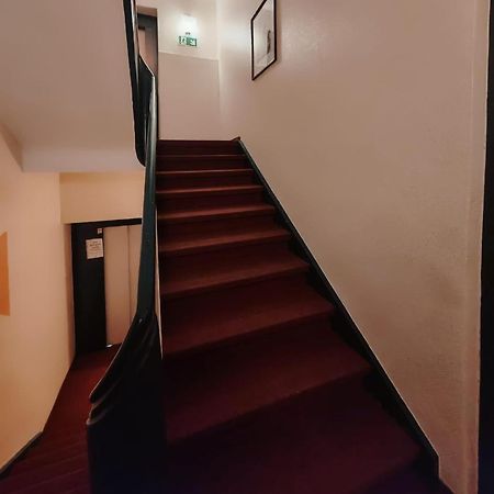 City Hotel Bauer Mit Aufzug With Elevator Nuremberg Bagian luar foto